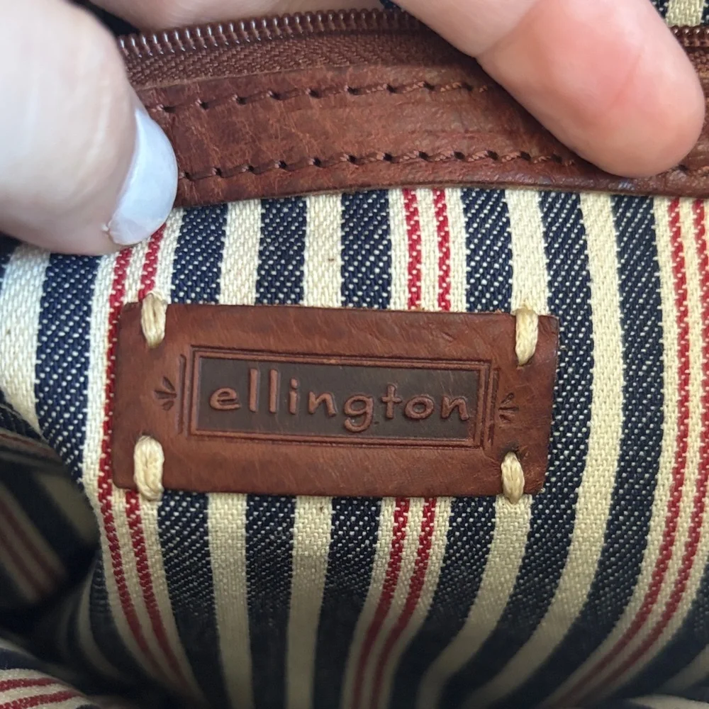 Ellington Leather Messenger Brownish Red Crossbody Medicine Bag
